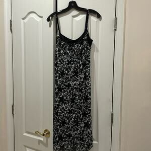 Vivienne Tam 2 M tslip drss black white floral outer solid removable slip euc